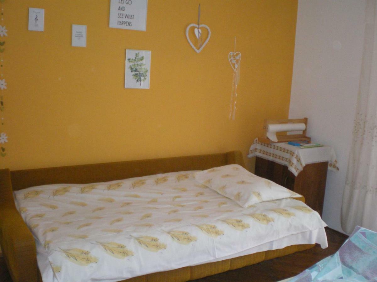 Apartment Nadia Lovran Bagian luar foto