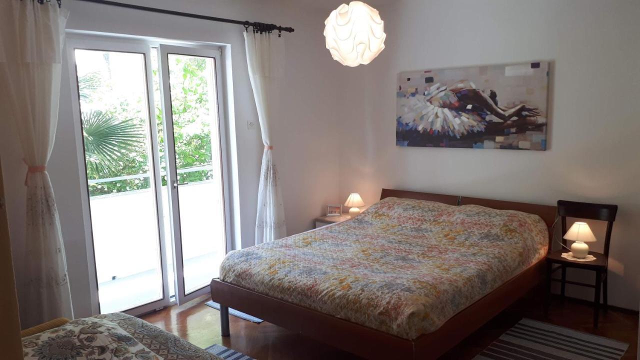 Apartment Nadia Lovran Bagian luar foto